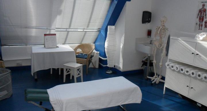 422602_307493415978497_996891394_n